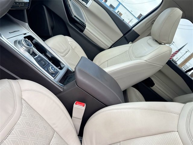 Certified 2021 Ford Explorer Platinum w/ Equipment Group 601A image 28