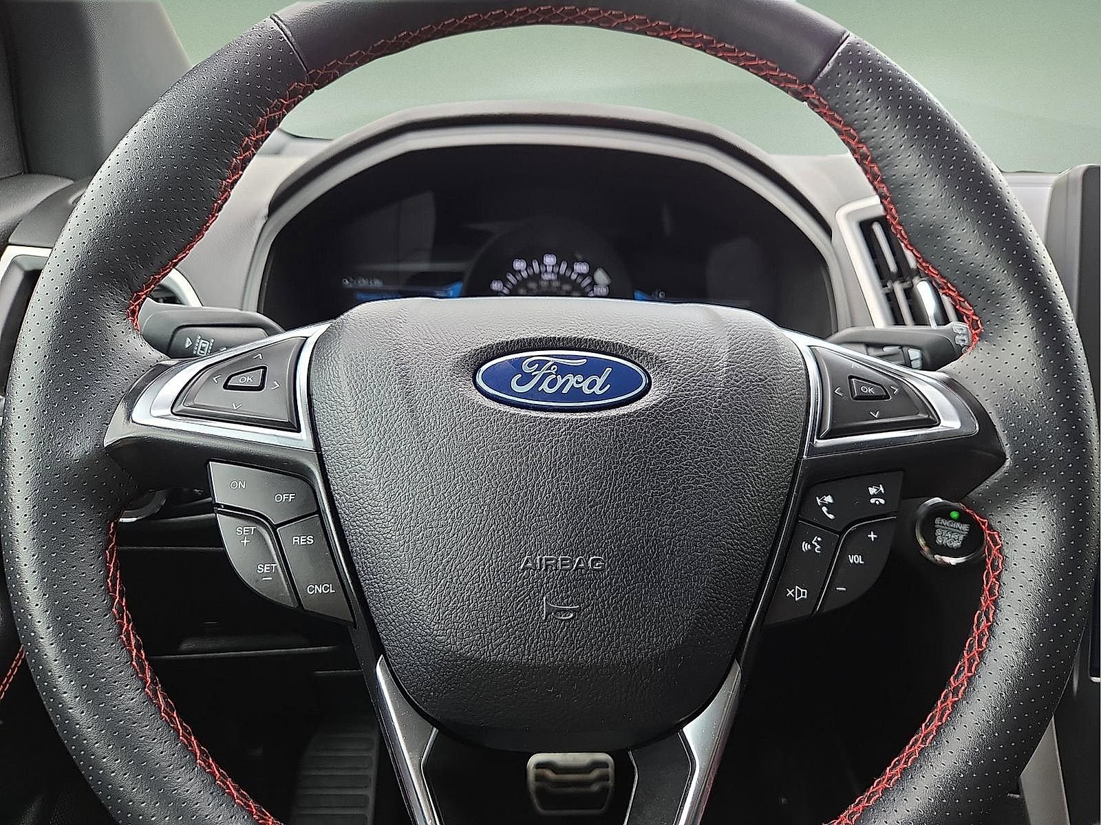 Certified 2024 Ford Edge ST-Line AWD/4WD image 24