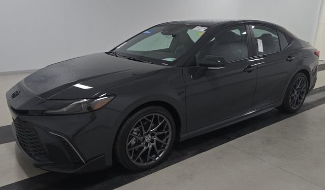 Used 2025 Toyota Camry SE