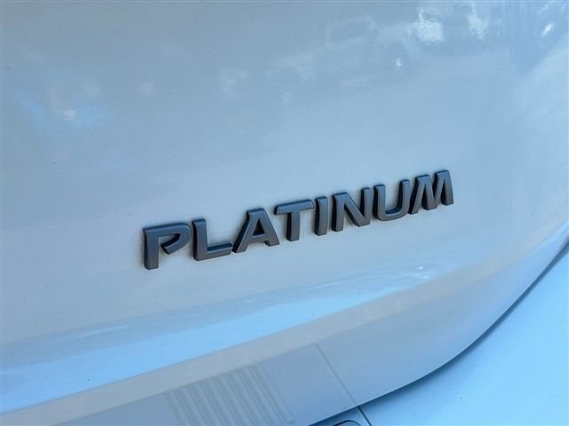 Used 2024 Nissan Rogue Platinum w/ Platinum Premium Package FWD image 12