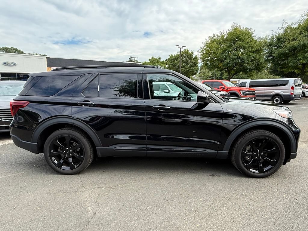 Certified 2023 Ford Explorer ST-Line w/ Class IV Trailer Tow Package AWD/4WD image 5