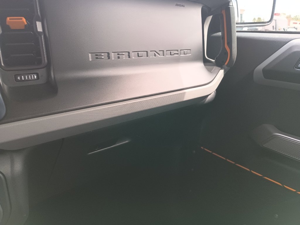 Certified 2023 Ford Bronco Badlands w/ Sasquatch Package AWD/4WD image 21