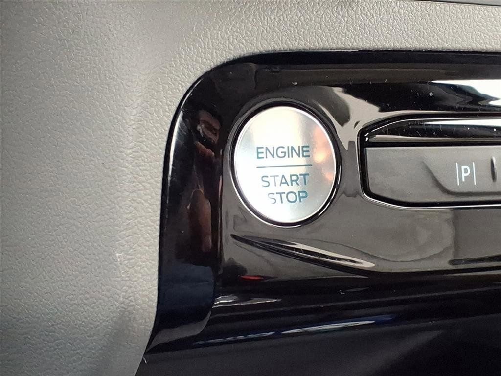 Certified 2023 Ford Escape Platinum w/ Premium Technology Package image 16