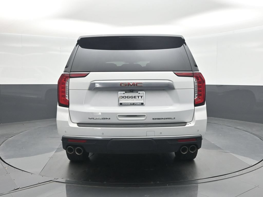 Used 2022 GMC Yukon XL Denali AWD/4WD image 17