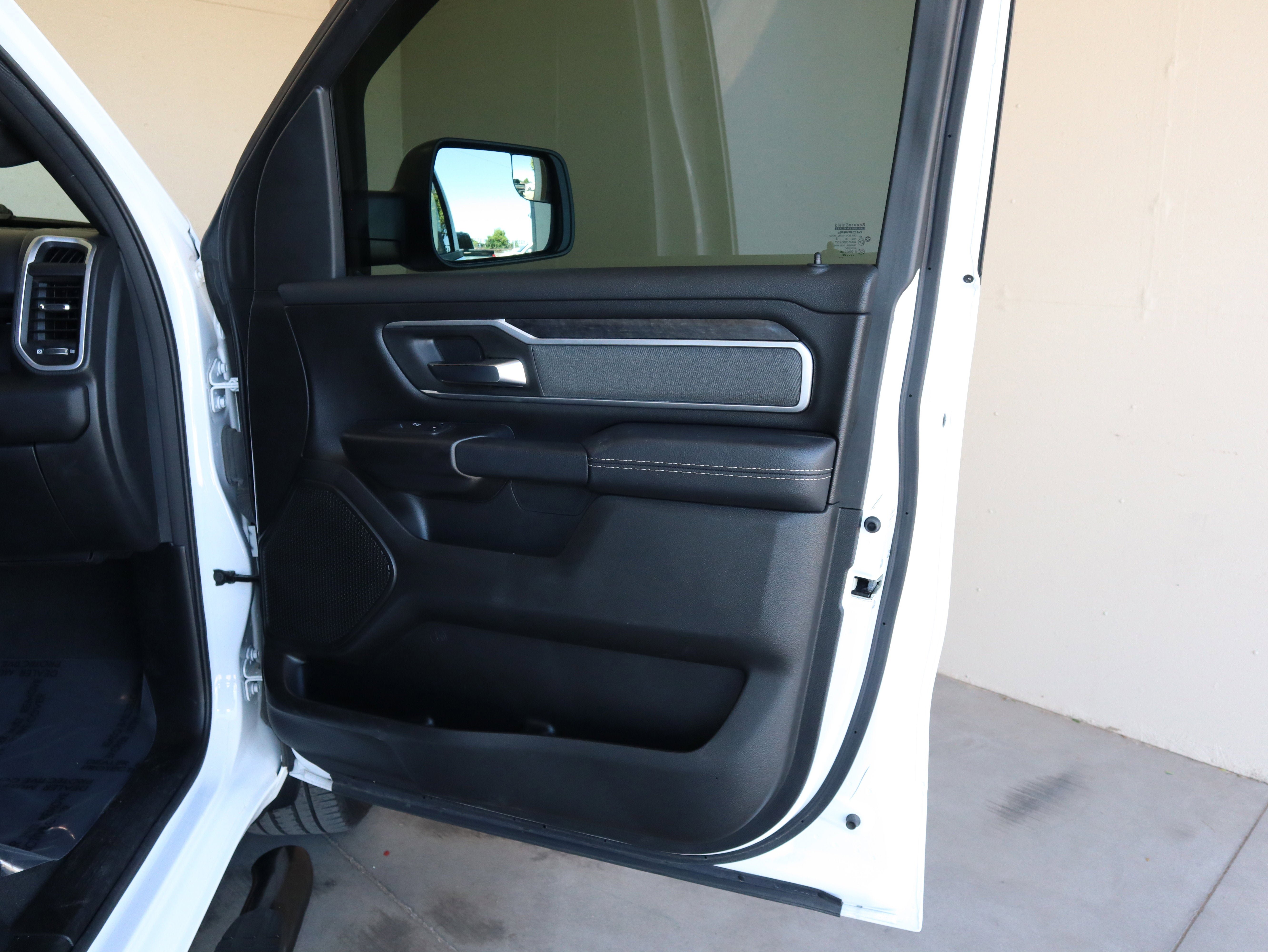 Used 2022 RAM 1500 Big Horn AWD/4WD image 41