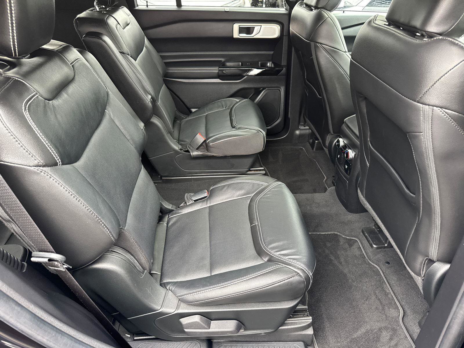 Certified 2022 Ford Explorer ST image 18