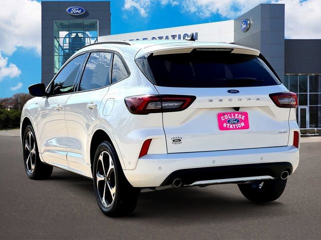 Certified 2024 Ford Escape ST-Line Elite w/ Premium Technology Package image 2