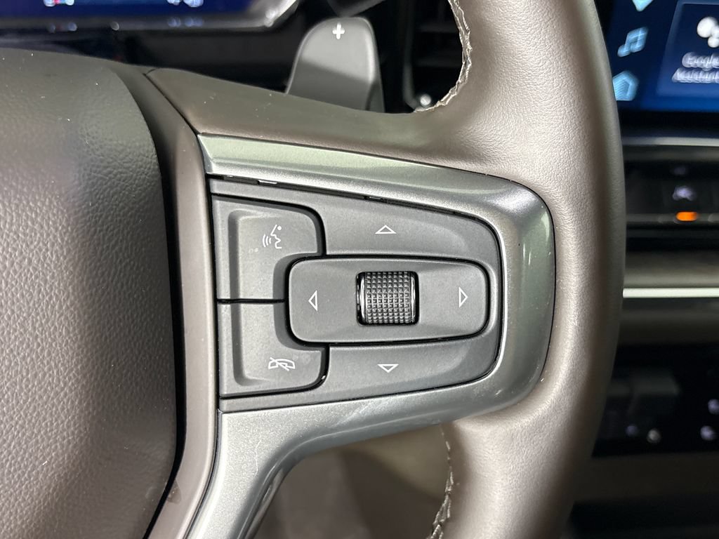 Used 2025 Chevrolet Silverado 1500 LTZ w/ LTZ Premium Package AWD/4WD image 22