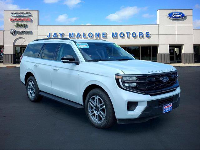 Certified 2025 Ford Expedition Active AWD/4WD image 8