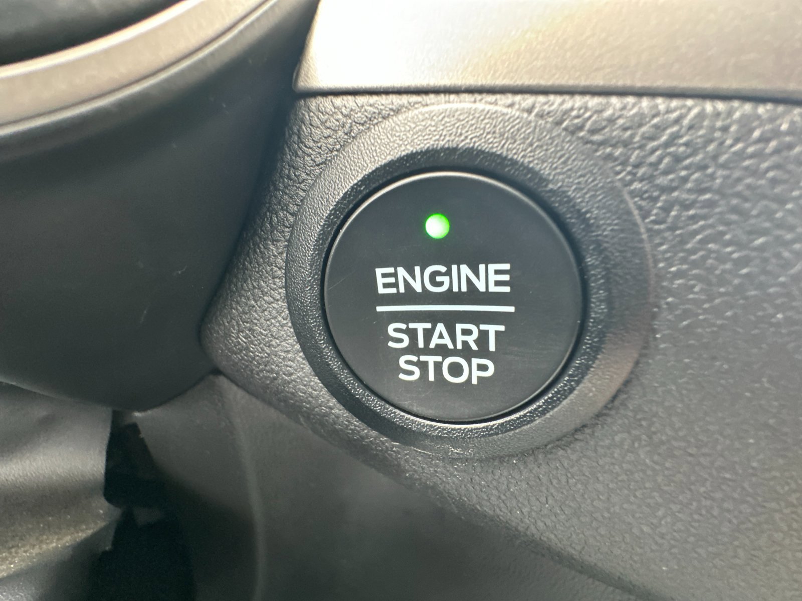 Certified 2022 Ford Escape SE image 23