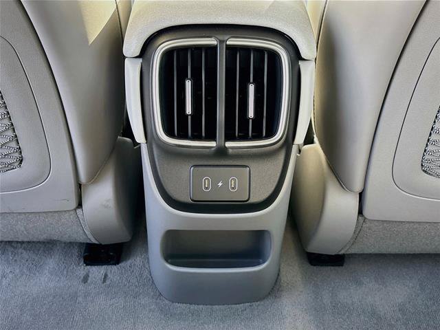 Used 2025 Hyundai Ioniq 6 Limited RWD image 29
