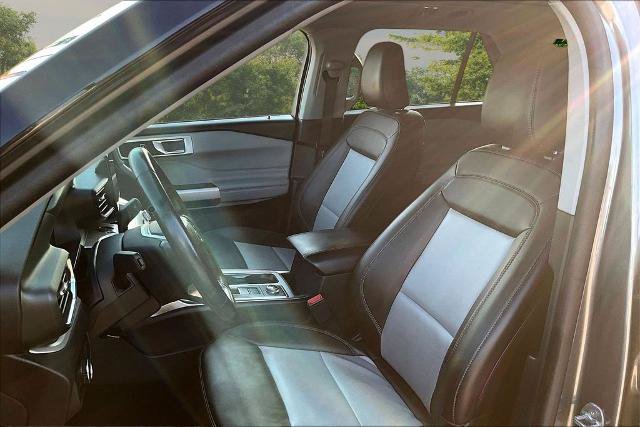 Certified 2023 Ford Explorer XLT w/ Equipment Group 202A AWD/4WD image 24