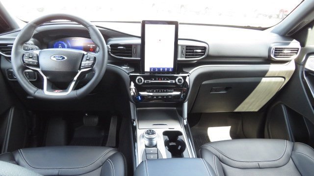 Certified 2023 Ford Explorer ST w/ Equipment Group 401A image 9