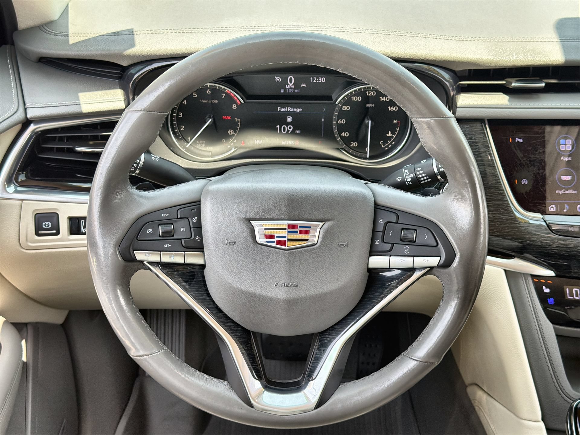 Used 2021 Cadillac XT6 Premium Luxury FWD image 14