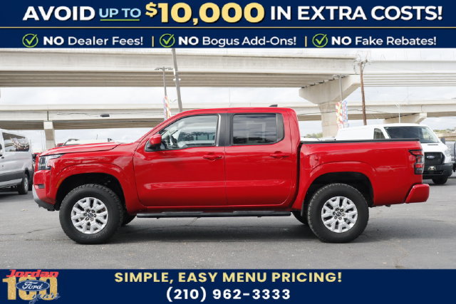 Used 2022 Nissan Frontier SV RWD image 4