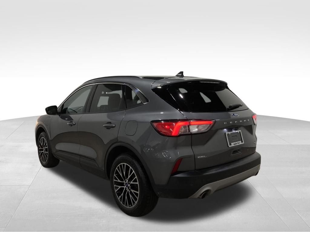 Certified 2022 Ford Escape SEL w/ Technology Package image 3