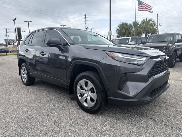 Used 2024 Toyota RAV4 LE FWD image 15