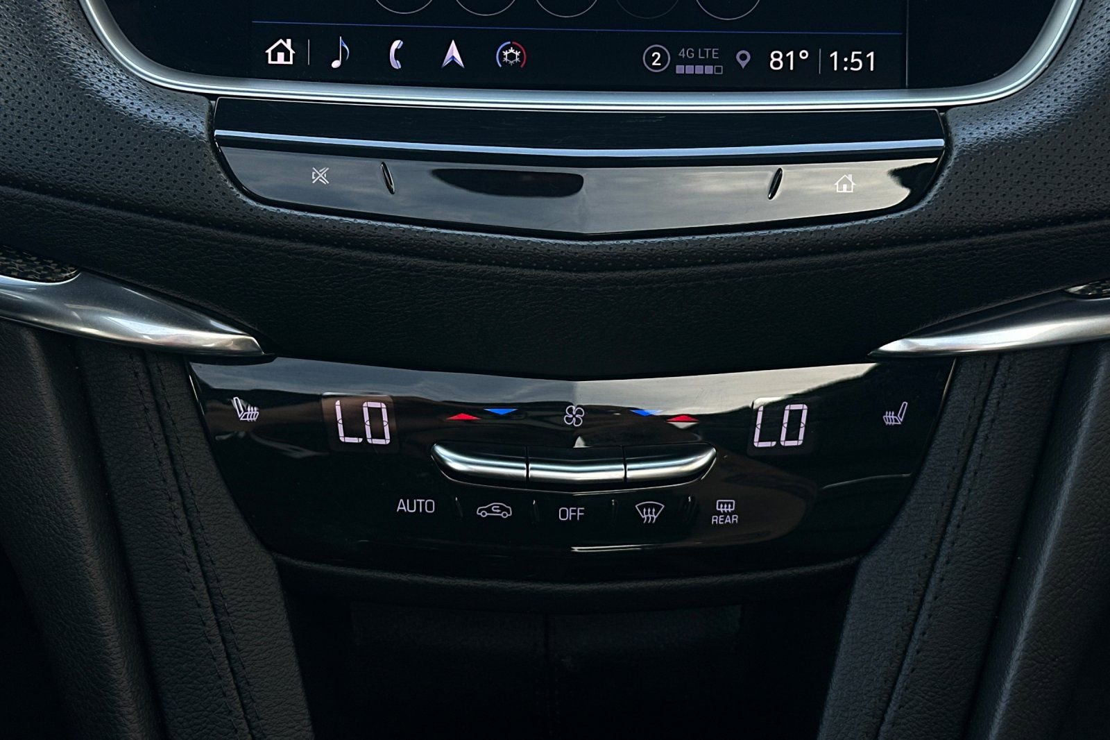 Used 2022 Cadillac XT5 Sportv w/ LPO, ONYX Package image 20