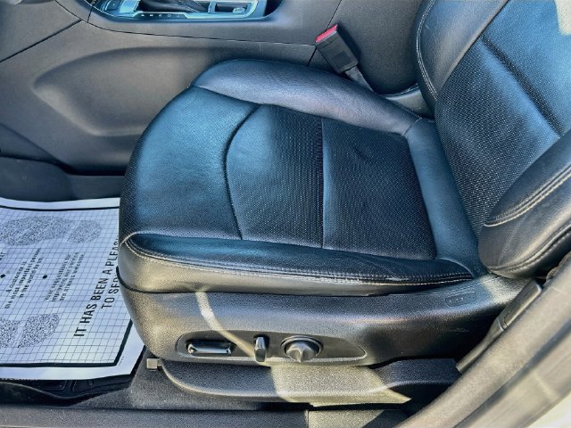Used 2018 Chevrolet Equinox Premier AWD/4WD image 27