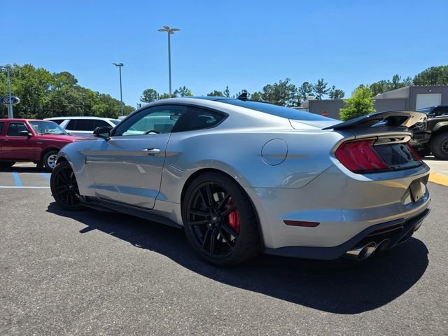 Certified 2021 Ford Mustang Shelby GT500 w/ Technology Package RWD image 6