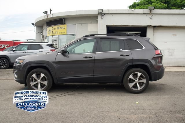 Used 2022 Jeep Cherokee Limited AWD/4WD image 4