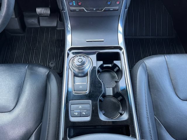Certified 2019 Ford Edge Titanium w/ Equipment Group 301A FWD image 19