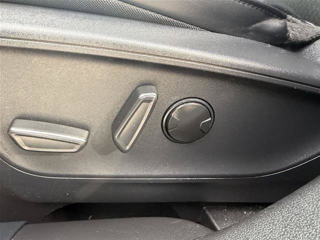 Certified 2025 Ford Escape ST-Line AWD/4WD image 14