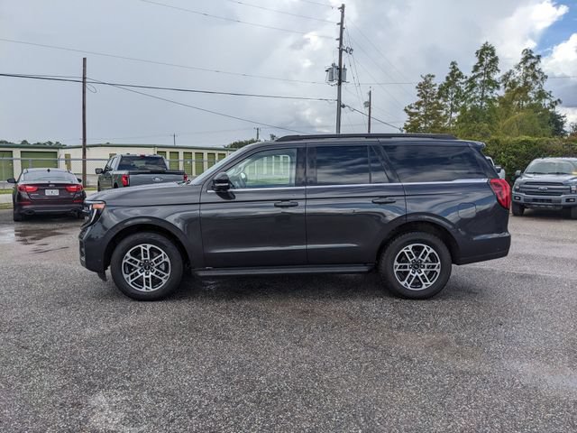 Certified 2025 Ford Expedition Active AWD/4WD image 7