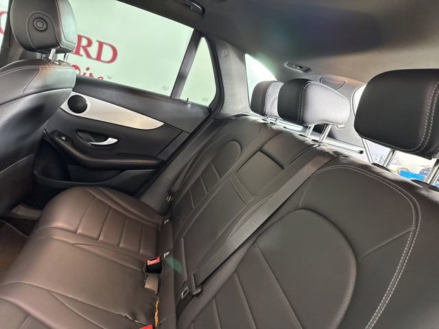 Used 2021 Mercedes-Benz GLC 300 image 13