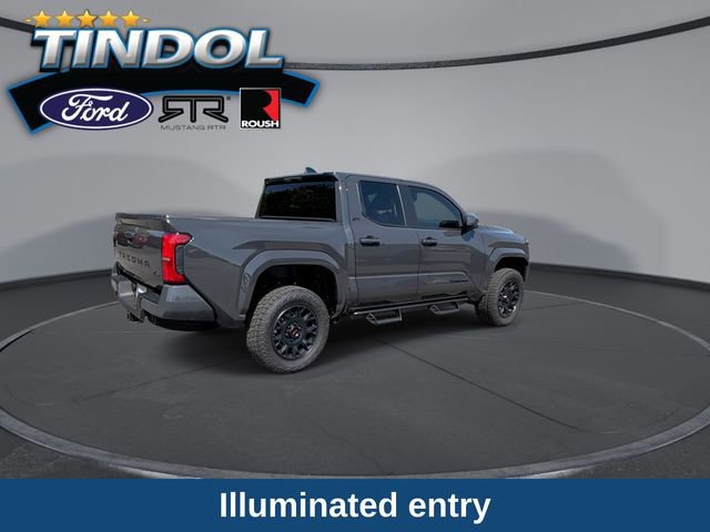 Used 2025 Toyota Tacoma SR5 AWD/4WD image 5