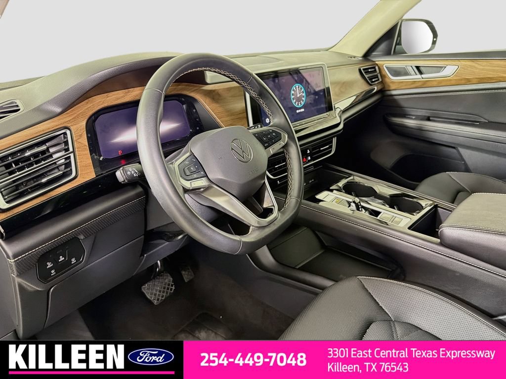 Used 2025 Volkswagen Atlas SE AWD/4WD image 10