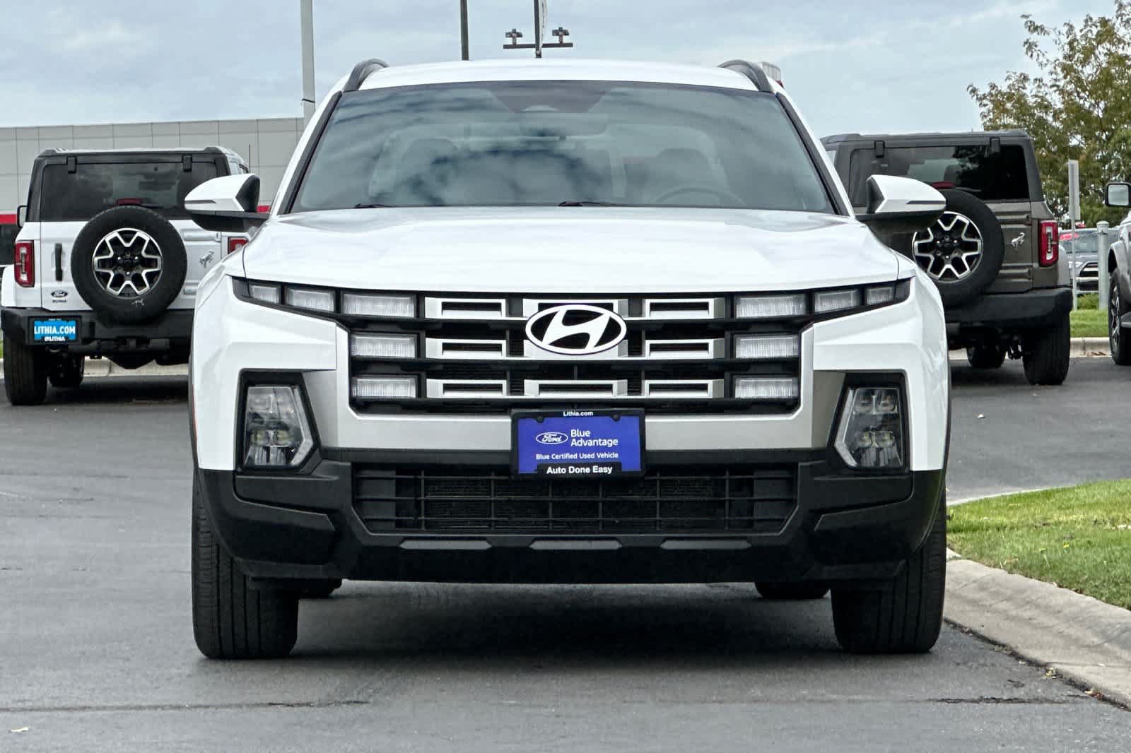 Used 2025 Hyundai Santa Cruz SEL AWD/4WD image 10