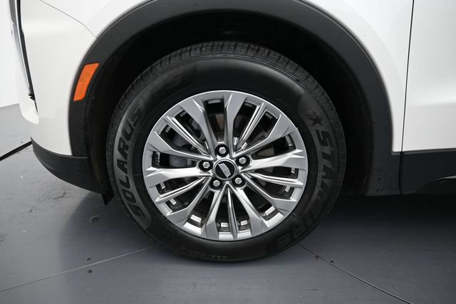 Used 2024 Cadillac XT4 Premium Luxury AWD/4WD image 9