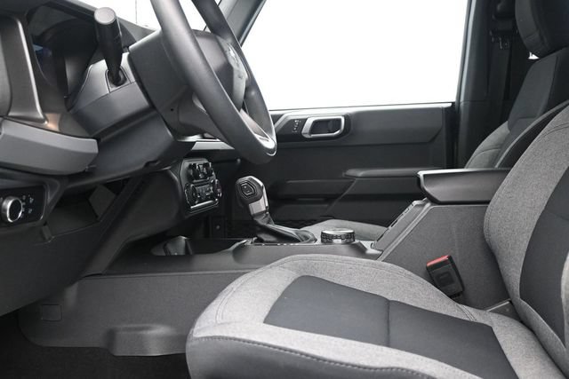 Certified 2023 Ford Bronco 4-Door AWD/4WD image 6