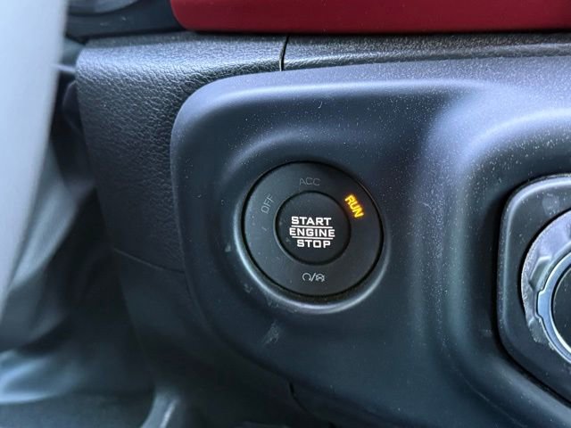 Used 2023 Jeep Gladiator Rubicon w/ LED Lighting Group AWD/4WD image 34