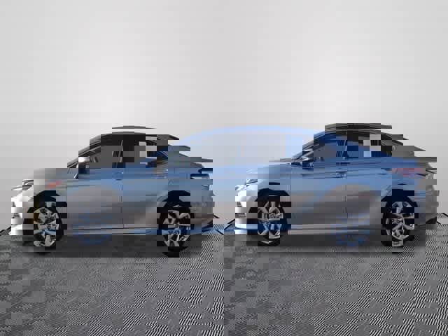 Used 2020 Toyota Camry LE w/ Convenience Package image 2