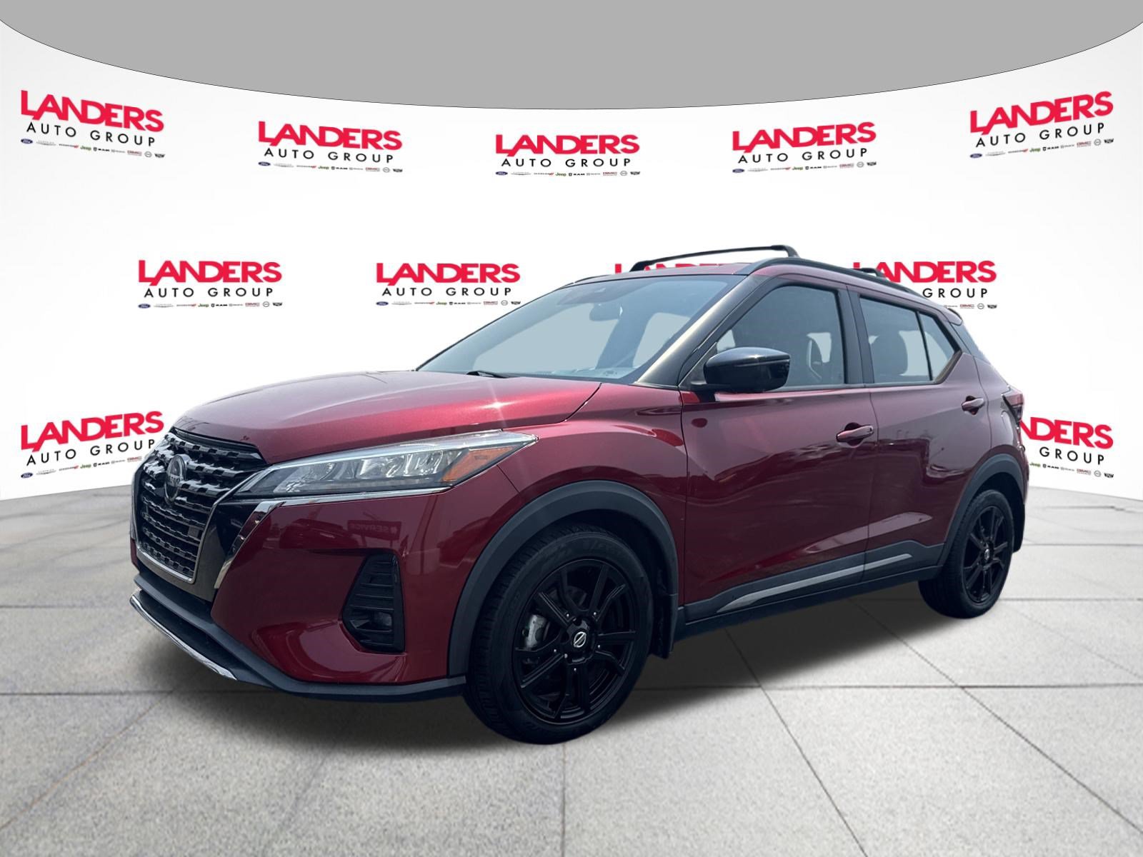 Used 2021 Nissan Kicks SR w/ SR Premium Package FWD image 7