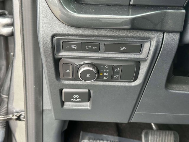 Certified 2022 Ford F150 XLT w/ Equipment Group 302A High image 20