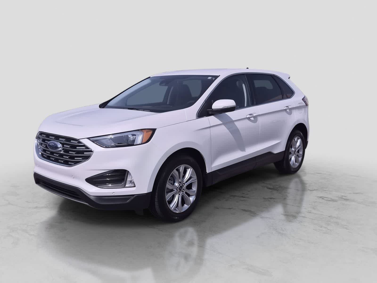 Certified 2024 Ford Edge Titanium AWD/4WD image 4