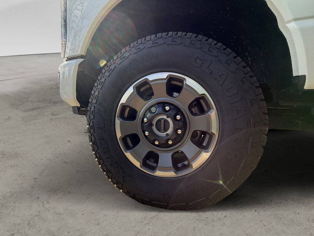 Certified 2024 Ford F350 Platinum w/ Tremor Off-Road Package AWD/4WD image 10