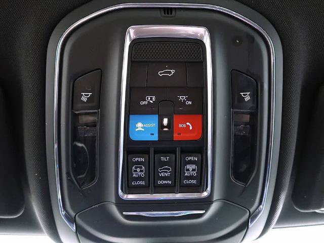 Used 2024 Jeep Grand Cherokee Limited w/ Luxury Tech Group II AWD/4WD image 25