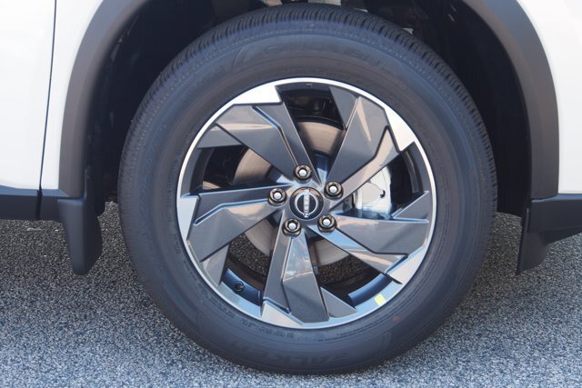 Used 2026 Nissan Rogue SV FWD image 9