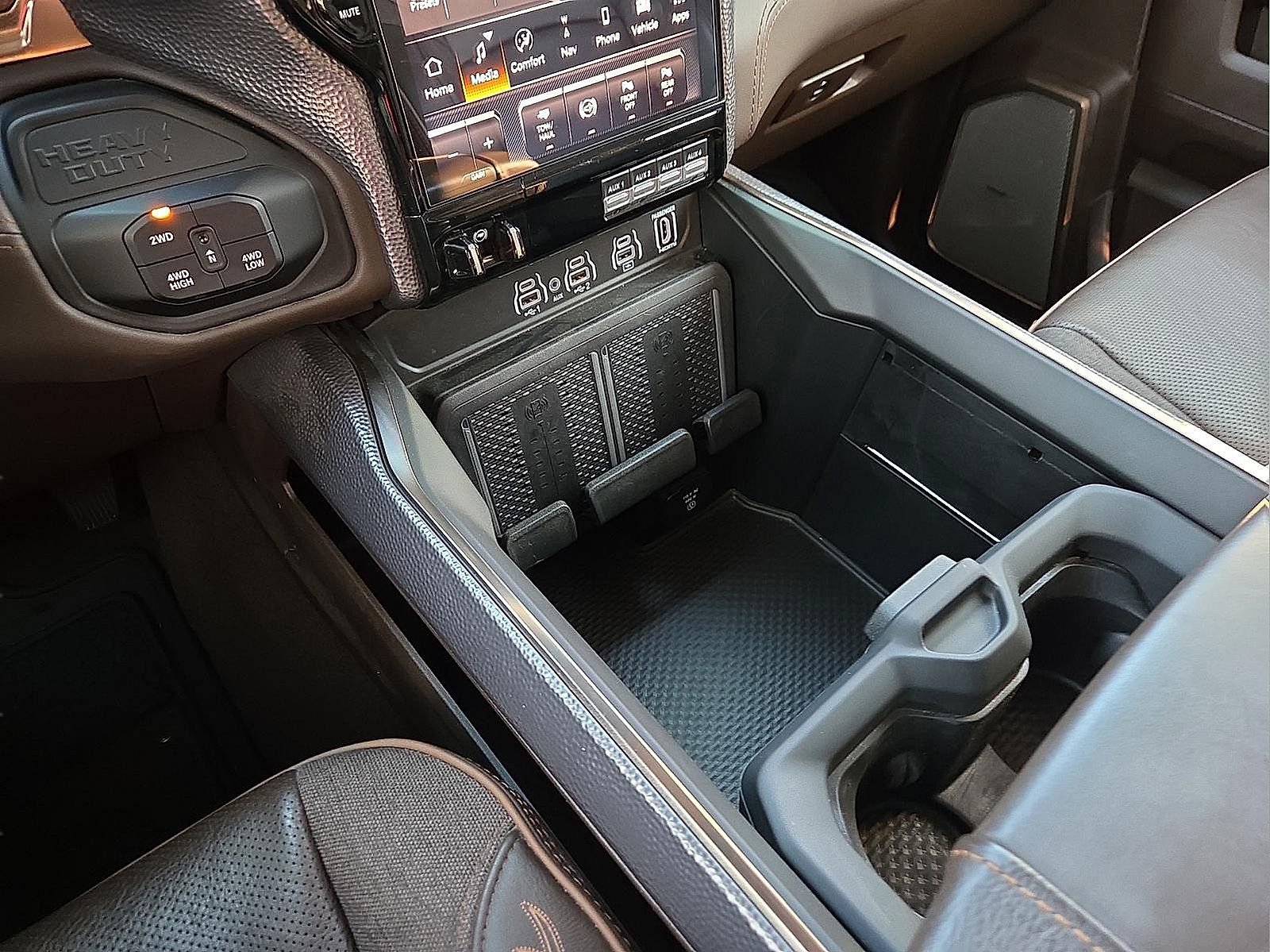 Used 2025 RAM 2500 Limited image 25