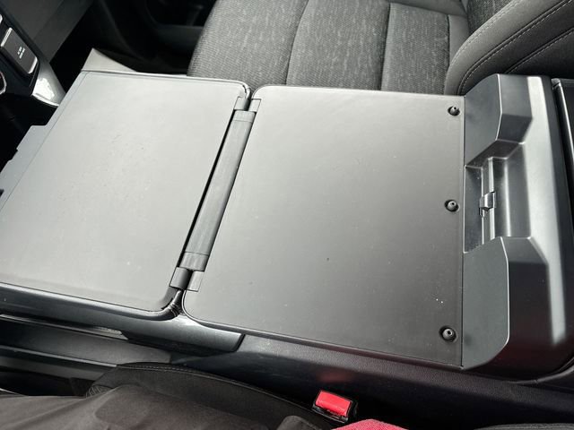 Certified 2022 Ford F150 XLT w/ Equipment Group 302A High image 35