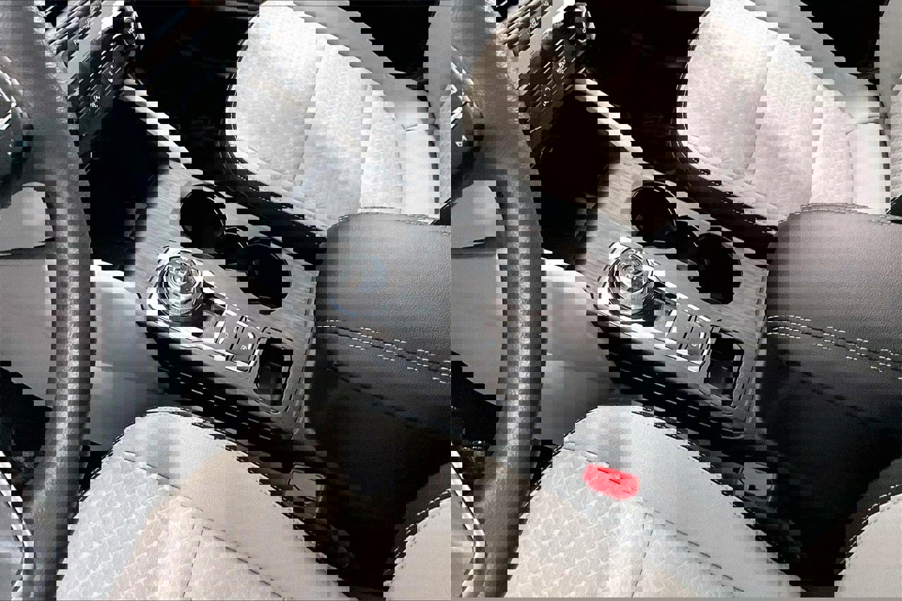 Certified 2025 Ford Escape Active w/ Tech Pack #1 image 17