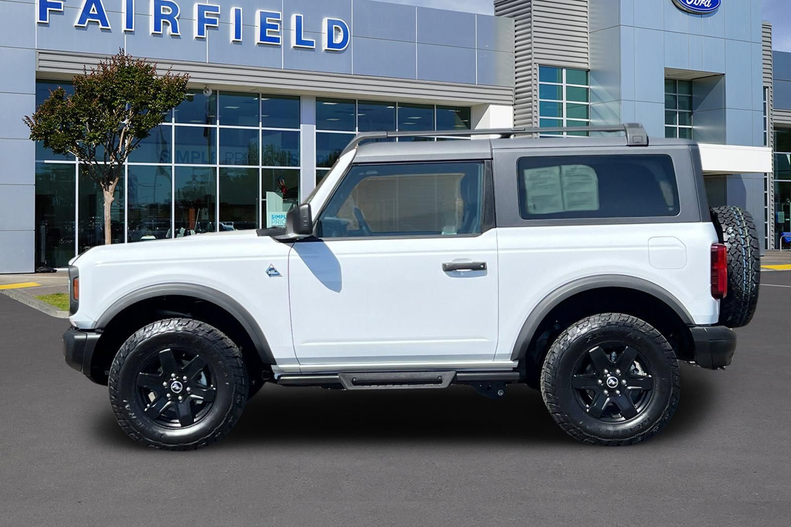 Certified 2024 Ford Bronco Black Diamond AWD/4WD image 11