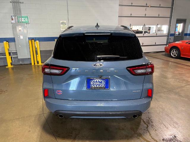 Certified 2024 Ford Escape ST-Line w/ Tech Pack #1 AWD/4WD image 5