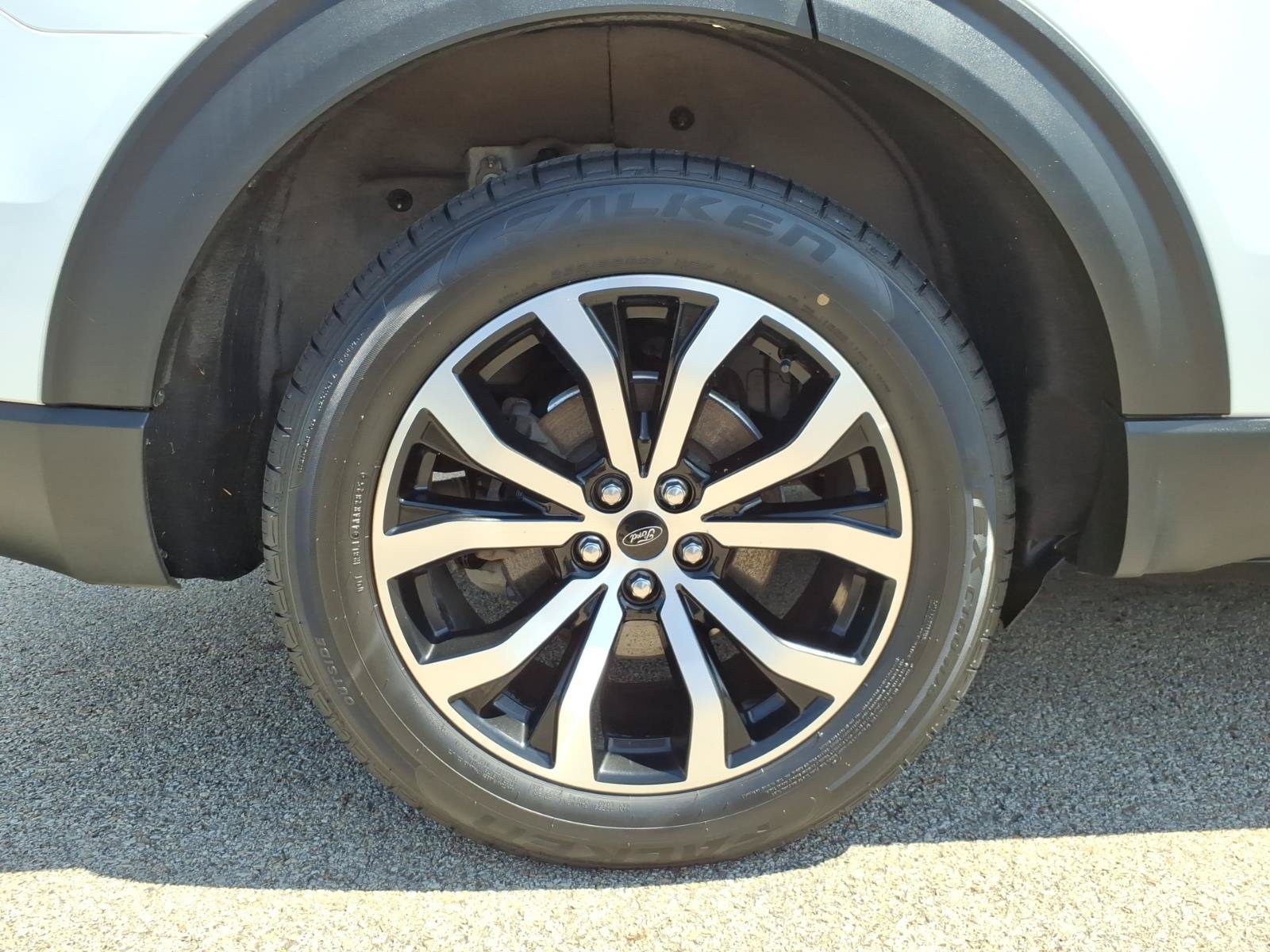 Certified 2022 Ford Explorer ST-Line w/ Class IV Trailer Tow Package AWD/4WD image 7