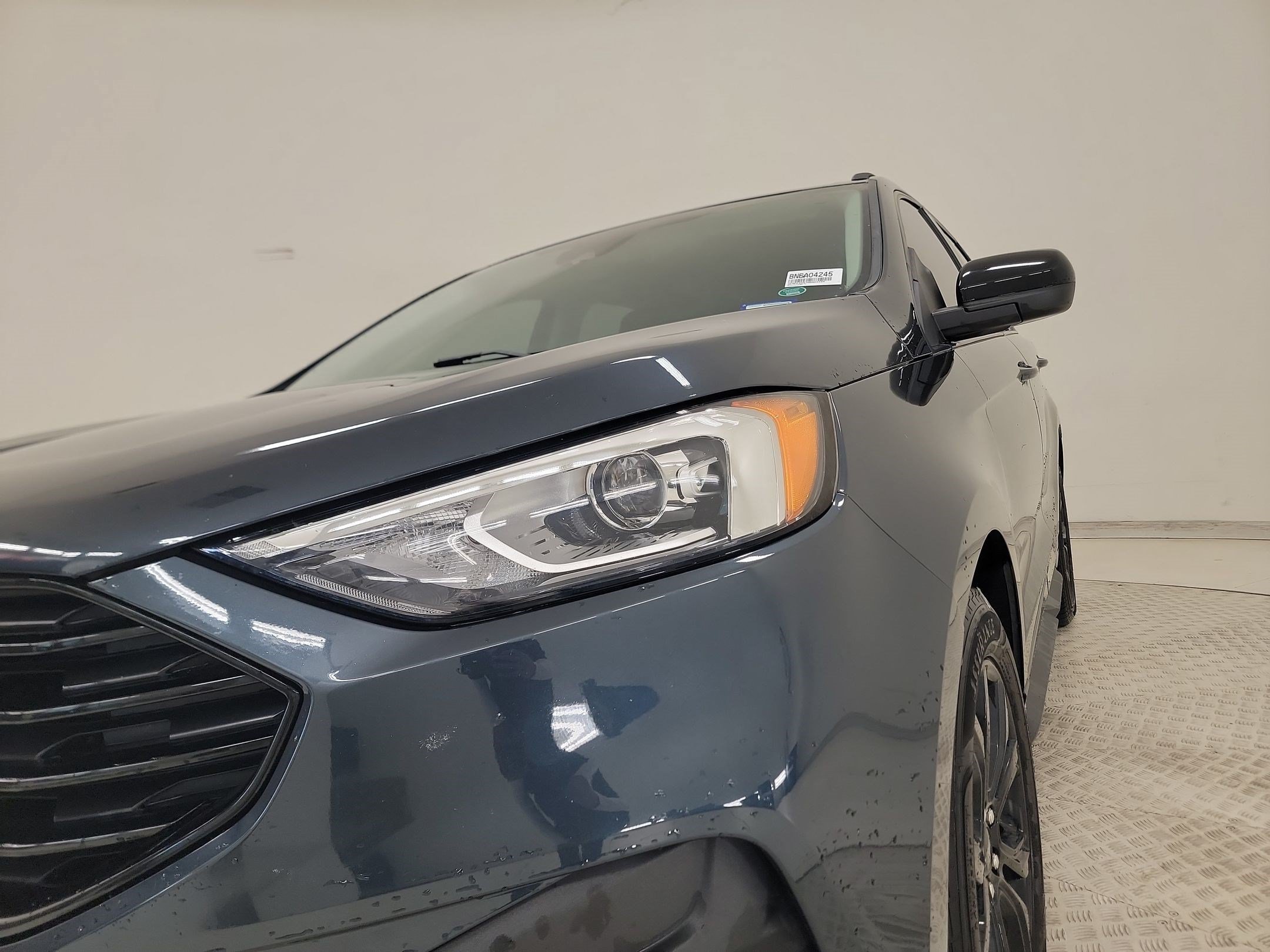 Certified 2022 Ford Edge SE w/ Black Appearance Package AWD/4WD image 9