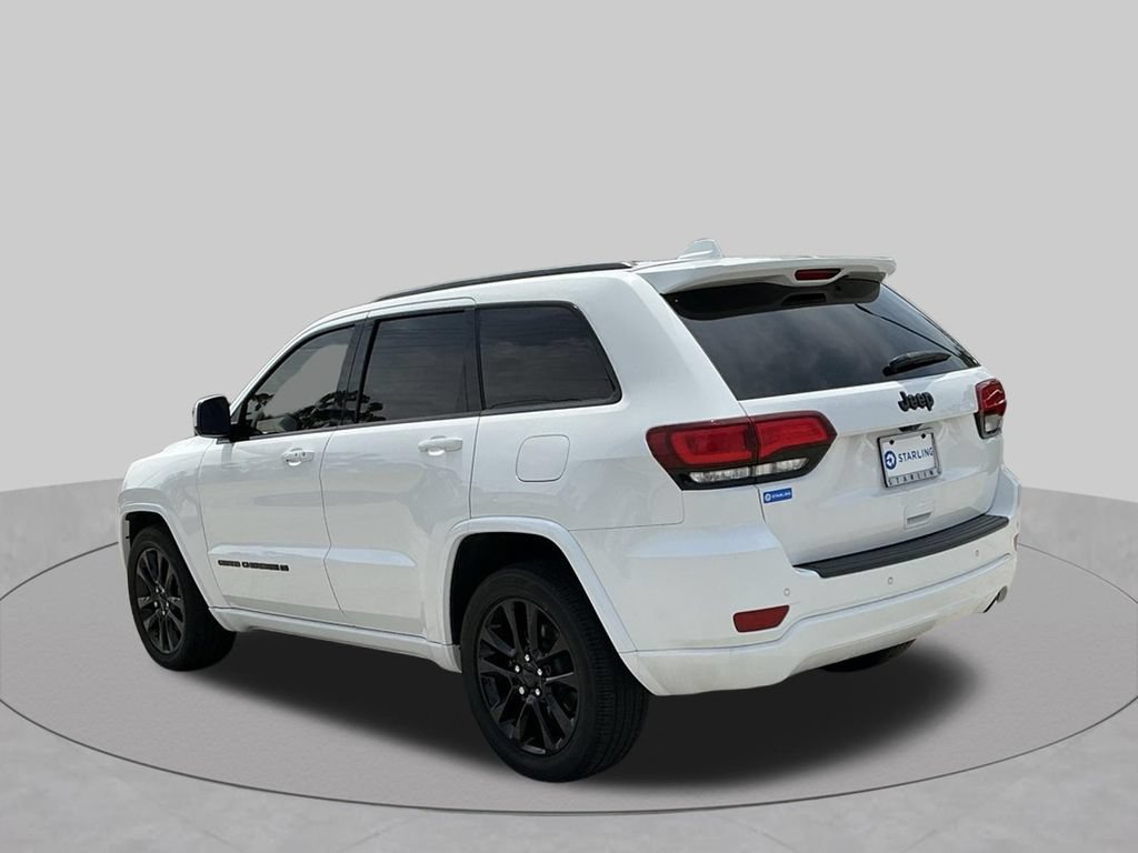 Used 2022 Jeep Grand Cherokee Laredo X RWD image 6